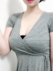 前園 まりあ (21)さん