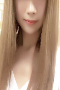 愛内 かりん(19)さん