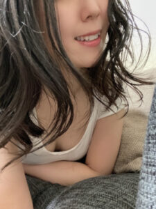 青木 ゆいな (26)さん