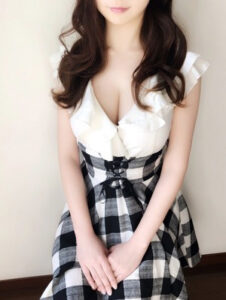 星崎 まりん(24)さん