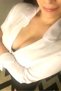 佐々川ありさ (26)さん