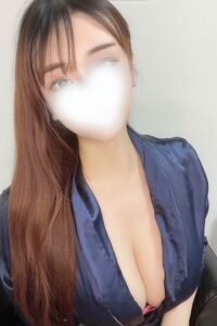 桃乃木 えれな (25)さん