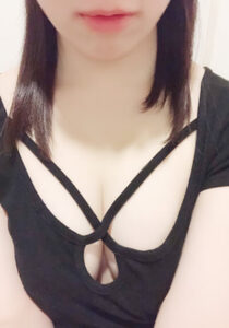 滝沢 ゆいな (21)さん