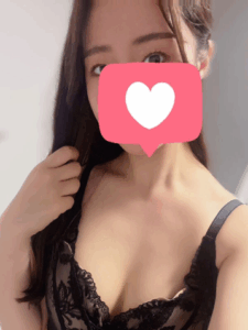 ももな (24)さん