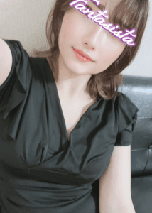 朝岡 なつめ (22)さん